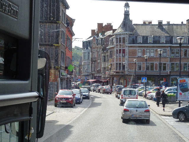 �m�[�g���_������Ɣw��ɔ���ݕǂ̗v��