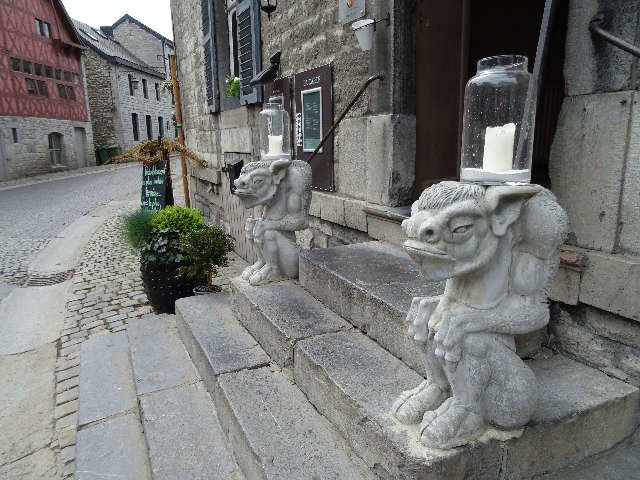 �i�ς̂��΂炵���X�̎U��