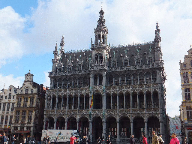 �u�����b�Z���s�������قƏ��֏��m�̐��E�����ߑ�