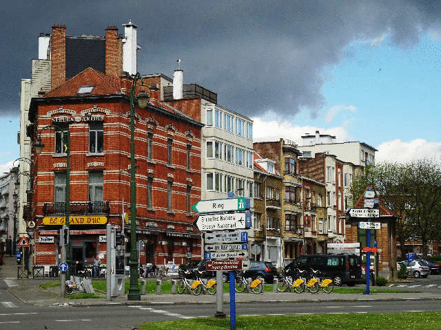 �h���L�z�[�e�ƃT���`���E�p���T�̑��ƃu�����b�Z�����S�X