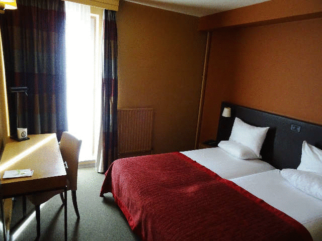 �}�[�e�B���Y �u���[�W���z�e���̏Љ�Ɨ[���̃}���N�g�L��