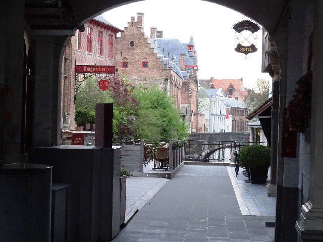 �l�̋C�z�����Ȃ����̃u���[�W��