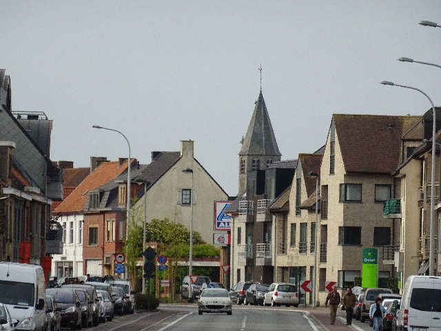 �V���g�E�o�[�t�吹���O��Ɍ��Ă�ꂽ�t�[�x���g�E�t�@���E�G�C�N�ƃ����E�t�@���E�G�C�N�̑�