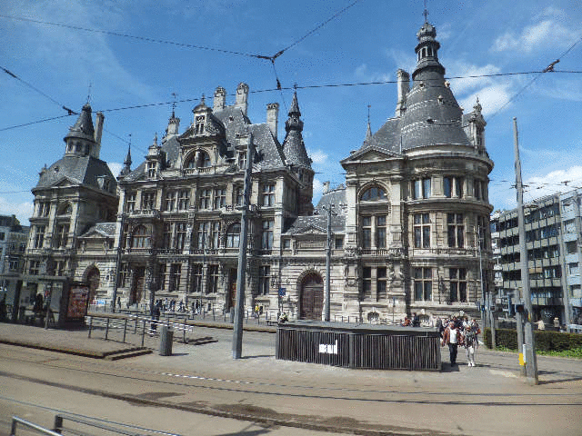 �m�[�g���_���吹���ƃA���g���[�v�ł̒��H