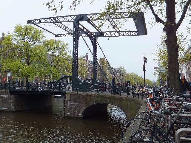 �����g�����璵�ˋ���T���ĎU��