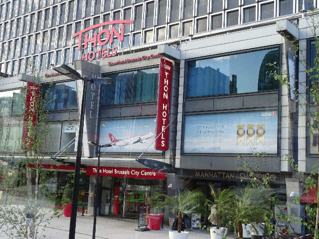 �g�[���z�e���E�u�����b�Z���V�e�B�[�Z���^�[�ƃO�����v���X�̃i�C�g�c�A�[